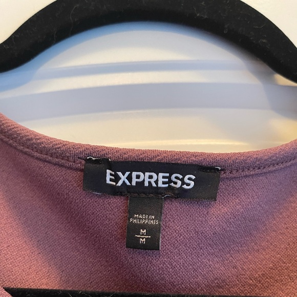 Express Flutter Top - Picture 4 of 4